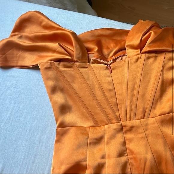 NWT MISS CIRCLE orange bustier corset , draped off the shoulder midi dress - Picture 3 of 7